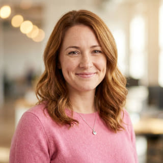 Emily Watson, manager Klantenservice bij Nekxorexys